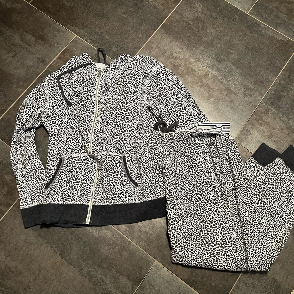 🖤 VS lounge set 🤍